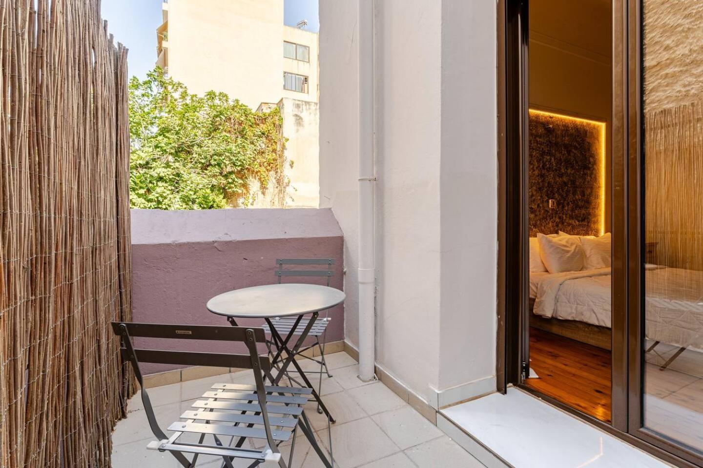 Апартаменты John'S Athenian Beauty 45M2 , Metro 7' Экстерьер фото