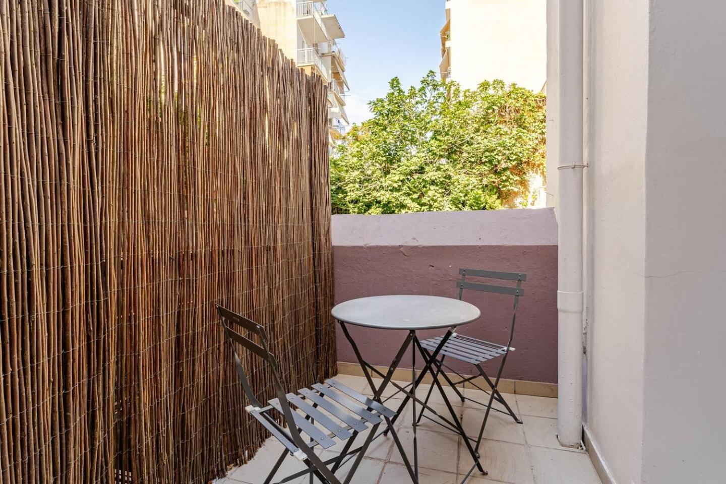 Апартаменты John'S Athenian Beauty 45M2 , Metro 7' Экстерьер фото